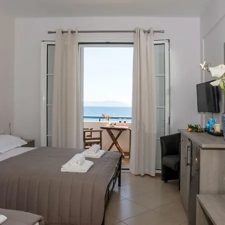 Anesis Hotel 3*